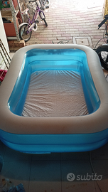 Piscina gonfiabile per bambini