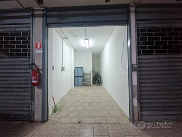 Box auto pertinenziale ristrutturato 15 mq - altez