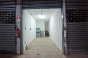 Box auto pertinenziale ristrutturato 15 mq - altez