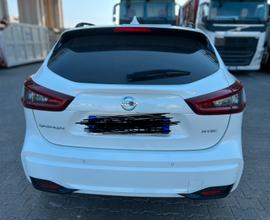 Nissan qasquai