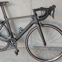 Bici corsa in carbonio
