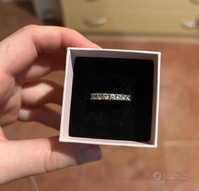 Anello Pandora fascia scintillante