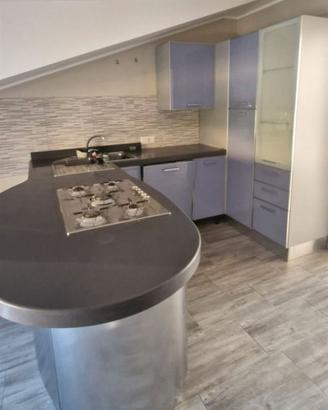 Codice: 10696  CUCINA COMPONIBILE STILE MODERNO SC