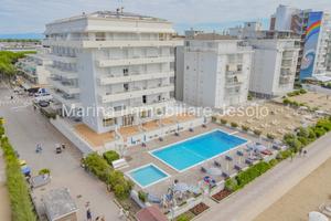 PRESTIGIOSO APPARTAMENTO VISTA MARE