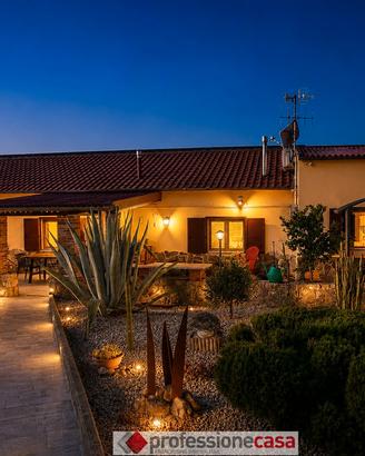 HOUSE INES. GRAZIOSA bifamiliare con GIARDINO