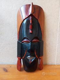 Maschera tribale arte africana in legno 