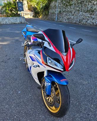 HONDA CBR 1000 RR FIREBLADE