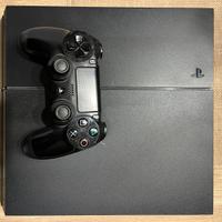 Playstation 4 (PS4)