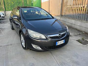 OPEL Astra 1.7 CDTI 110CV EcoFLEX S&S Sports Tou