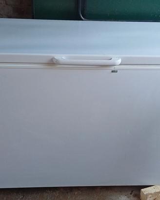 Freezer Wega White WW 371