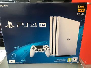 Scatola Ps4+ Cuffie+Manuali+ Doppi Grilletti