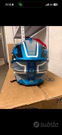 Casco airoh commander 2