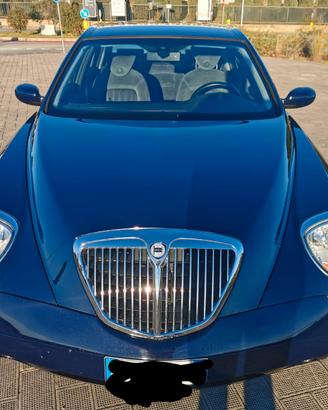 lancia thesis 