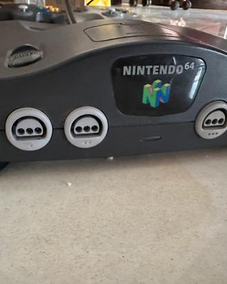 Nintendo 64 funzionante + 13 giochi originali