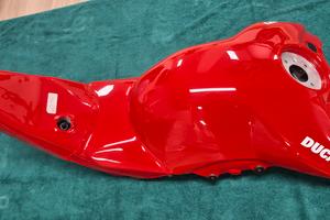 SERBATOIO DUCATI STREETFIGHTER V4 V4S COMPLETO