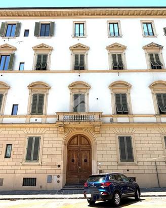 3 LOCALI A FIRENZE