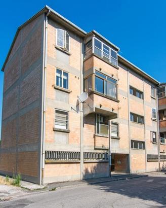 3 LOCALI A FERRARA