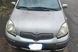 Toyota Yaris anno 2004 
