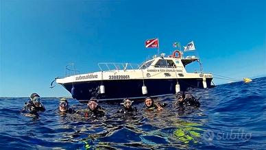 Imbarcazione uso diving
