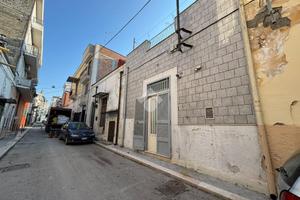 CASA DI CORTE A CERIGNOLA