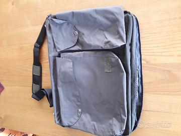 Borsa portaabiti da viaggio