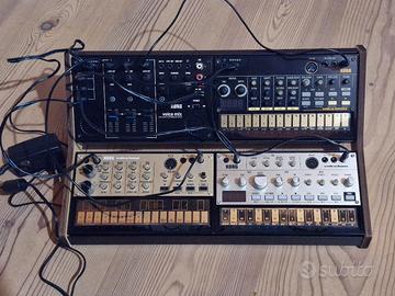 Korg Volca keys, bass, beats, mix, stand

