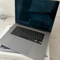 MacBook pro 16 pollici i9 32 GB di ram 512 GB HD