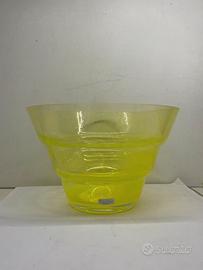 Vaso Kosta Boda giallo