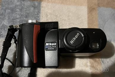 FOTOCAMERA NIKON