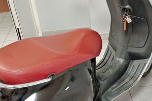 Vespa 50