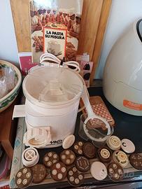 Pastamatic 1000 con numerose trafile