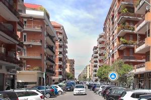 Cinecitta' stanza ad uso singolo