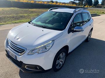 Peugeot 2008 BlueHDi 100 Allure