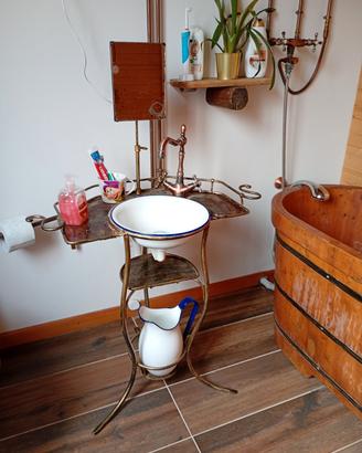 lavandino lavabo vintage con rubinetto e scarico 