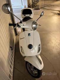 Vespa  50 LX 4 T