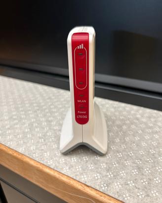 FRITZ!Box 6820 LTE v3 modem router 4G