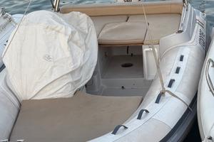 Gommone 6 metri comodissimo