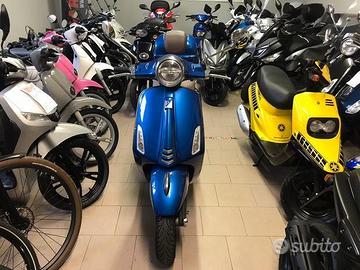 Piaggio Vespa 125 S DGT 08/2019 Blu met.