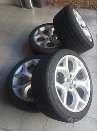 cerchi BMW con gomme montate