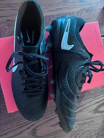 Scapre da calcio Nike tiempo legend 10