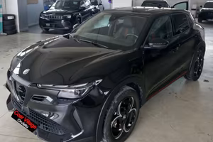 Alfa Romeo Junior Ibrida 1.2 136CV Hybrid eDC...