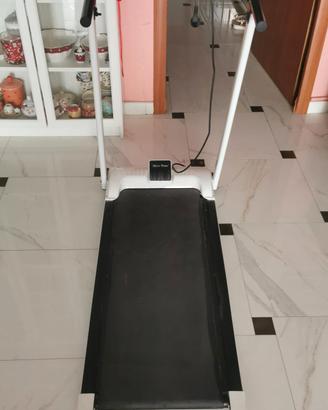 Tapis roulant elettrico compatto (salvaspazio),