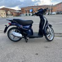 Aprilia Scarabeo 100 - 2005