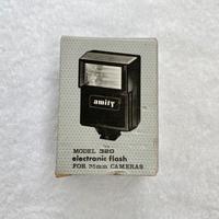 Flash vintage Amity 320 fotocamera analogica