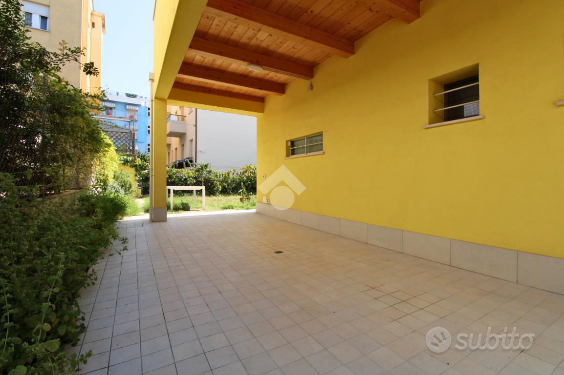 VILLA SINGOLA A RIMINI - Altro