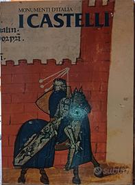 Libro antico anni '80 riguardo i Castelli d'Italia