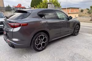 Alfa Romeo Stelvio 2.2 Turbodiesel 210 CV AT8 Q4 V