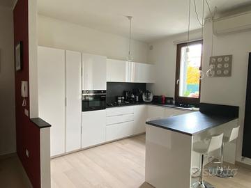 Cucina Modulnova DESIGN con penisola