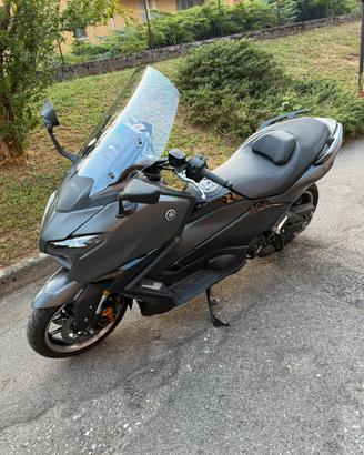 Tmax 560 tech max