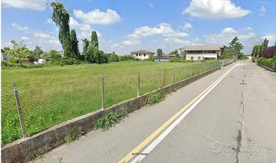 Terreno di 2467 m² a Palazzo Pignano